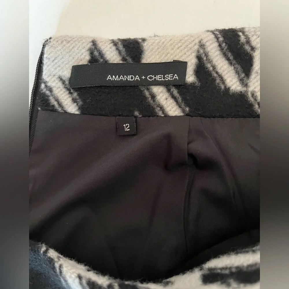 AMANDA + CHELSEA Wool Blend Black/ Off White Checked Houndstooth Skirt 12